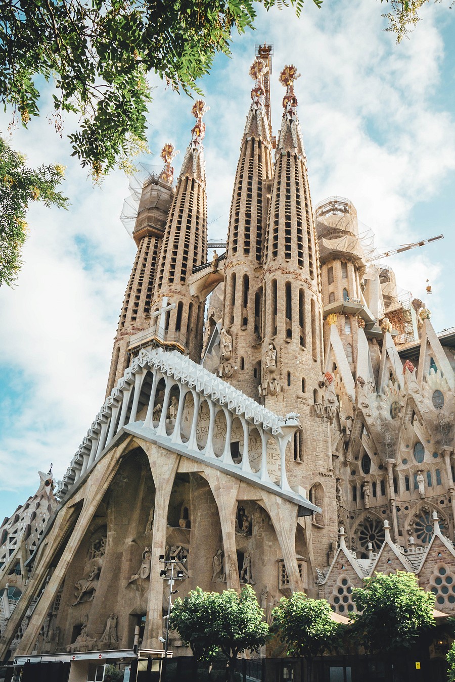 Sagrada Familia, Passion towers